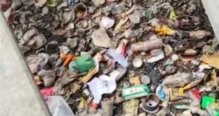 एटा/सटीक-: नगर पंचायत सकीट में नालों की बदहाली ने खोली नगर प्रशासन की पोल, थोड़ी सी बारिश में जलभराव, कूड़ा करकट से लोगों का जीना हुआ दुश्वार। 