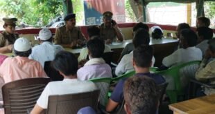 लखीमपुर खीरी-: मोहर्रम को लेकर पुलिस सतर्क, ताजिया निर्माताओं के साथ हुई बैठक।