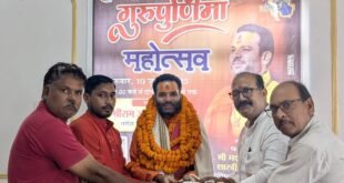 बरेली/बहेड़ी-: बहेड़ी नगर में भाजपा ने मनाया गुरु पूर्णिमा उत्सव।