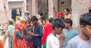कासगंज-: दाल में नमक ज्यादा होने पर पति ने गर्भवती पत्नी के साथ की मारपीट,  मारपीट के दौरान छत के जीने से नीचे गिरी पत्नी ब्रजबाला, उपचार के दौरान मौत।