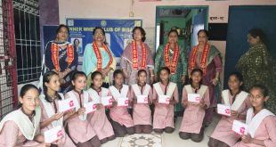 बिसौली: इनरव्हील क्लब ने कंपोजिट विद्यालय पेगा भीकमपुर में स्थापित की लाइब्रेरी, बच्चों के चेहरे खिले।