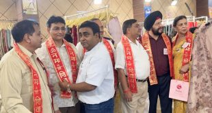 शाहजहाँपुर: समाजसेवी डॉ. केपी गुप्ता चार्मिंग फिएस्टा ग्रुप द्वारा सम्मानित, स्वास्थ्य सेवाओं के प्रति जताया संकल्प।