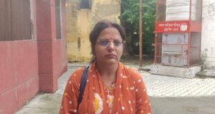 बरेली: पैतृक जमीन के नामांतरण विवाद में बहेड़ी तहसील की पानी की टंकी पर चढ़ी महिला, प्रशासन में मचा हड़कंप।