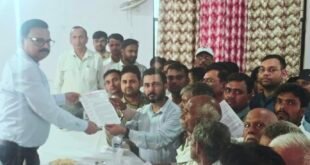 बिसौली: लेखपाल संघ ने उठाई आवाज: मांगें पूरी न होने पर अतिरिक्त कार्य बहिष्कार की चेतावनी।