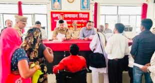 शाहजहांपुर: संपूर्ण समाधान दिवस: कलान तहसील में डीएम-एसपी ने सुनीं समस्याएं, 58 में से 5 शिकायतों का मौके पर निस्तारण। 