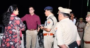 बदायूँ: कांवड़ यात्रा के मद्देनजर डीएम और एसएसपी ने किया कछला गंगा घाट का औचक निरीक्षण, दिए कड़े निर्देश।