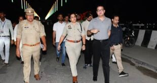 बदायूं: डीएम और एसएसपी ने किया कछला घाट का स्थलीय निरीक्षण, कांवड़ यात्रा व्यवस्थाओं का लिया जायजा।