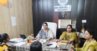 कासगंज: राज्य महिला आयोग की सदस्य डॉ. रेनू गौड़ ने किया वन स्टॉप सेंटर का औचक निरीक्षण, दिए कड़े निर्देश।