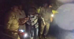 अमांपुर पुलिस की बड़ी कार्रवाई: तीन शातिर गोतस्कर मुठभेड़ में गिरफ्तार, अवैध असलहे व मांस बरामद।