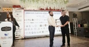 सहसवान: 18 वर्षों की मेहनत और खिदमत का मिला सम्मान, नबील टूर्स एंड ट्रैवल्स को मिला प्रतिष्ठित अवॉर्ड।
