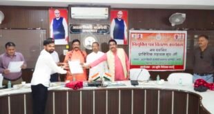 बदायूं: 67 नव चयनित प्राविधिक सहायकों को मिले नियुक्ति पत्र: बदायूं कलेक्ट्रेट में हुआ कार्यक्रम का आयोजन।
