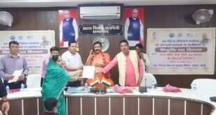 बदायूं: 49 आंगनबाड़ी सहायिकाओं को मिले नियुक्ति पत्र: बदायूं कलेक्ट्रेट सभागार में हुआ गरिमापूर्ण कार्यक्रम।