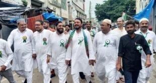 सहसवान: नगर एवं देहात क्षेत्र में ईद मिलादुन्नबी के 15 सौ साल के योमे विलादत के मौके पर विशाल जुलूस निकाला गया।