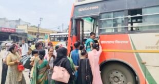 बरेली: रक्षाबंधन पर रोडवेज के दावे हुए फेल, बरेली बस अड्डे पर उमड़ी भारी भीड़ ने खोली व्यवस्था की पोल।