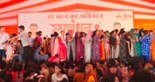 बरेली: महापौर के रक्षाबंधन समारोह में भगदड़: मची अफरा-तफरी के बीच महिला की मौत, व्यवस्थाओं पर उठे गंभीर सवाल।