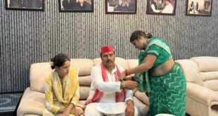 लखीमपुर खीरी में सपा प्रदेश सचिव रेहान खान के आवास पर धूमधाम से मनाया गया रक्षाबंधन, बहनों ने बांधी राखी और लिया सुरक्षा का वचन।