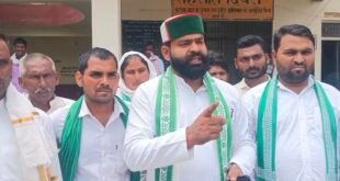 सहसवान: भाकियू (हल) के राष्ट्रीय अध्यक्ष अतुल तोमर पहुंचे तहसील, अधिकारियों की बेरुखी पर एसडीएम कार्यालय के घेराव का ऐलान।