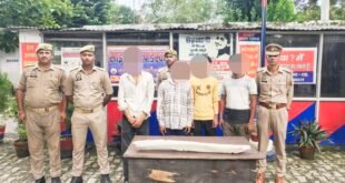 शाहजहांपुर में रास्ता रोककर मारपीट और फायरिंग करने वाले चार वांछित अभियुक्त रोजा पुलिस की गिरफ्त में।