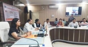 बदायूं में ओडीओसी योजना के तहत आयोजित हुई कार्यशाला, मुख्य विकास अधिकारी गामिनी सिंगला ने उद्यमियों को पैकेजिंग और खाद्य सुरक्षा मानकों के दिए टिप्स।