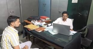औषधि निरीक्षक लवकुश प्रसाद ने जिला महिला चिकित्सालय और सीएचसी बिसौली की ब्लड स्टोरेज यूनिट का किया निरीक्षण।