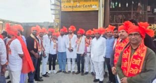 अमापुर: श्री कृष्ण जन्माष्टमी पर धूमधाम से निकला ‘बंशी वाले का डोला’, सपाइयों संग पहुंचे सपा नेता ठाकुर धीरेन्द्र तोमर।