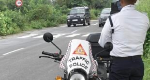 कासगंज में यातायात पुलिस का दो दिवसीय विशेष चेकिंग अभियान, 213 वाहनों के चालान काट कर वसूला गया 5.65 लाख से अधिक का जुर्माना।