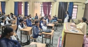 बिसौली: दमयन्ती राज आनन्द राजकीय स्नातकोत्तर महाविद्यालय बिसौली में अंग्रेजी साहित्य परिषद का पुनर्गठन, ‘डिजिटल इंडिया’ पर हुई विचार गोष्ठी।