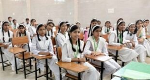 बिल्सी के भूदेवी वार्ष्णेय इंटर कॉलेज में गायन प्रतियोगिता: जूनियर वर्ग में अवनी-आराध्या और माध्यमिक में वंशिका राघव रहे अव्वल।