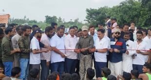 सहसवान: नगर पालिका अध्यक्ष बाबर मियां ने युवाओं को दिया आर्मी भर्ती अकादमी का तोहफा, मैदान के अभाव में दूर जाने वाले बच्चों को मिला घर के पास सहारा।
