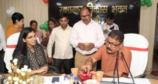 बरेली: रोजगार मांगने वाली नहीं, रोजगार देने वाली बनें स्वयं सहायता समूह की दीदियां—डीएम अविनाश सिंह।