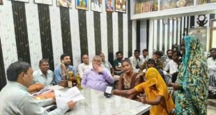 अमांपुर के जनता दरबार में दिखता है सामाजिक समरसता का नजारा।