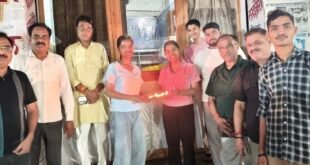 सहसवान में प्रधानमंत्री नरेंद्र मोदी के जन्मदिन पर घर-घर जले दीप, विकसित भारत का लिया संकल्प।