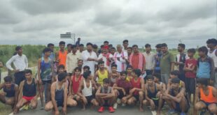 बिसौली: निभैरा गांव में दौड़ प्रतियोगिता का आयोजन, सपा नेता सतीश प्रेमी ने फीता काटकर किया शुभारंभ।