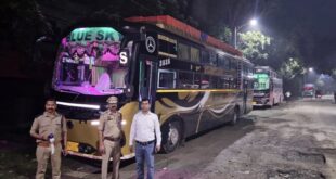 शाहजहांपुर में ‘ऑपरेशन कवच 2.0’ के तहत परिवहन विभाग की बड़ी कार्रवाई, 12 बसों के चालान और 5 सीज।