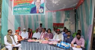 शिक्षक एमएलसी चुनाव में दोपहर 12:30 बजे तक 50 प्रतिशत से अधिक मतदान, सपा कार्यकर्ता रहे सक्रिय।