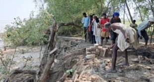 गंजडुंडवारा: गंगा कटान पर चिंता, सिंचाई और खनन विभाग की संयुक्त कार्ययोजना की मांग।