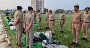 त्योहारों से पहले अलर्ट हुई कासगंज पुलिस, पुलिस लाइन में बलवा ड्रिल कर परखी तैयारियां।