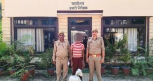 बीएसएनएल भवन में चोरी करते पकड़ा गया आरोपी, गिरफ्तार।
