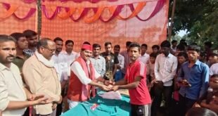 भरतपुर में दौड़ प्रतियोगिता आयोजित, विजेता खिलाड़ियों को किया सम्मानित।