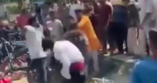 बलरामपुर में युवक की बेल्ट और जूतों से पिटाई का वीडियो वायरल, कार्रवाई की मांग‌।