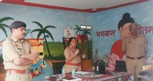 अपराधियों पर पुलिस की पैनी नजर, शाहजहांपुर के तीन गांवों में चलाया जागरूकता अभियान।