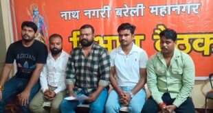 डांडिया नाइट और दुर्गा पूजा कार्यक्रमों में पहचान जांच, पुलिस सुरक्षा और धार्मिक मर्यादा के पालन की मांग।