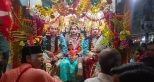 कासगंज में धूमधाम से निकली भगवान श्रीराम की ऐतिहासिक राजगद्दी शोभायात्रा, जय श्रीराम के जयकारों से गूंजा शहर।